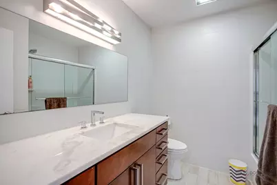 1252 Briarwood Lane, Libertyville, IL 60048 - Photo 16