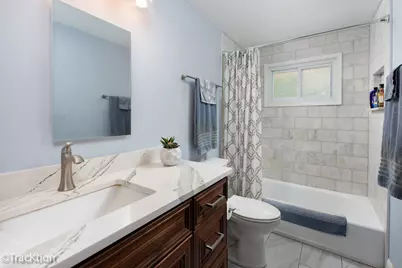 1701 Hartmann Drive, Schaumburg, IL 60193 - Photo 10