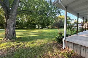 7748-125 E 3000 North Rd, Manville, IL 61319 - Photo 2