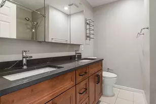 2740 N Wayne Ave, Chicago, IL 60614 - Photo 20