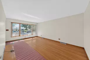 3942 N Oconto Ave, Chicago, IL 60634 - Photo 4