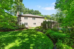 9 Exmoor Ln, Lincolnshire, IL 60069 - Photo 36