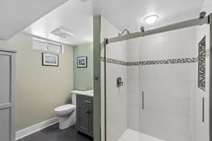 1901 Newton Ave, Park Ridge, IL 60068 - Photo 18