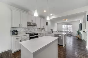 3S528 Cambridge Ct, Warrenville, IL 60555 - Photo 6