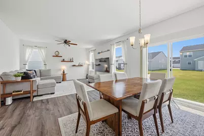 1313 Marston Street, South Elgin, IL 60177 - Photo 8