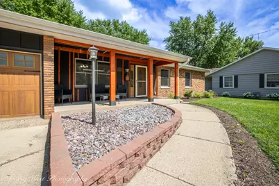 114 Ebbesen Drive, Dekalb, IL 60115 - Photo 4