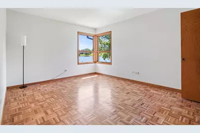2720 N Bayview Lane, McHenry, IL 60051 - Photo 12