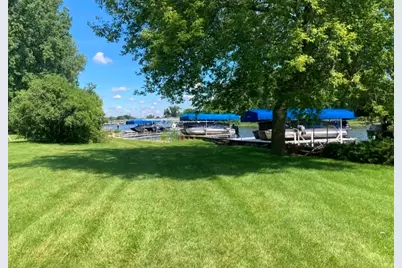 2720 N Bayview Lane, McHenry, IL 60051 - Photo 52