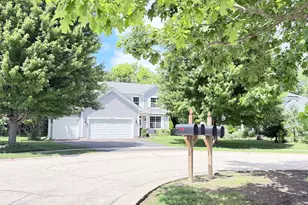 596 W Dalton Dr, Round Lake, IL 60073 - Photo 30
