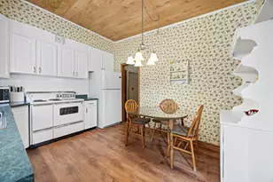 2474 College Rd, Downers Grove, IL 60516 - Photo 16