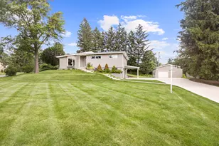 2474 College Rd, Downers Grove, IL 60516 - Photo 4