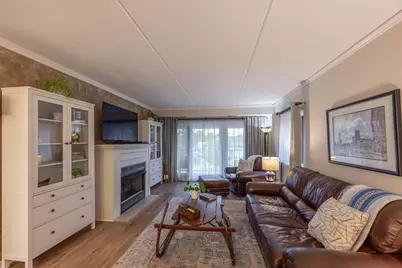 [Address not provided], Lisle, IL 60532 - Photo 4