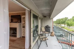 [Address not provided], Lisle, IL 60532 - Photo 16