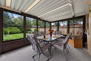 1012 Marshall Dr, Des Plaines, IL 60016 - Photo 16
