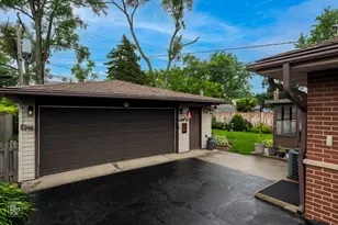 1012 Marshall Dr, Des Plaines, IL 60016 - Photo 20
