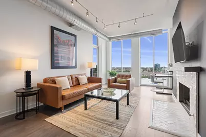 720 N Larrabee Street #1709, Chicago, IL 60654 - Photo 8