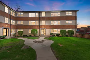 7900 S Merrill Ave, Chicago, IL 60649 - Photo 18
