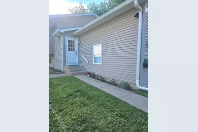33616 N Evergreen Drive, Grayslake, IL 60030 - Photo 2