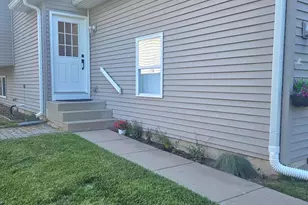 33616 N Evergreen Dr, Grayslake, IL 60030 - Photo 2