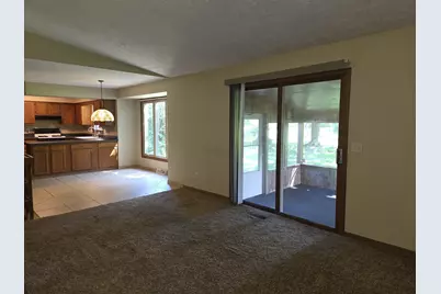 4463 Adele Street, Roscoe, IL 61073 - Photo 12