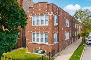 1633 W 76th St, Chicago, IL 60620 - Photo 1