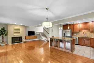 2218 Briar Hill Dr, Champaign, IL 61822 - Photo 14