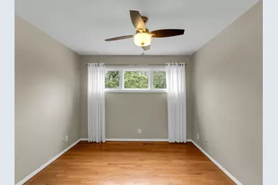 2218 Briar Hill Drive #2218, Champaign, IL 61822 - Photo 32