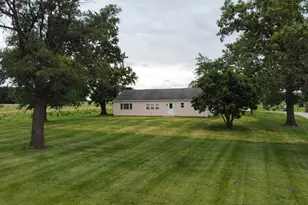 2489 E US Hwy 52 Hwy, Donovan, IL 60931 - Photo 26