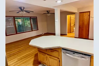 32 University Court, Normal, IL 61761 - Photo 8