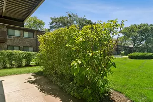 2642 N Windsor Dr, Arlington Heights, IL 60004 - Photo 20