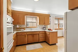 4235 N Kedvale Ave, Chicago, IL 60641 - Photo 6