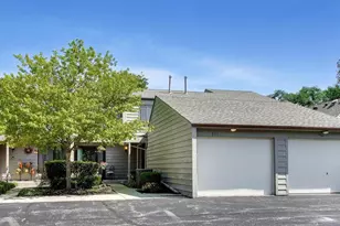 311 S Prospect St, Roselle, IL 60172 - Photo 1
