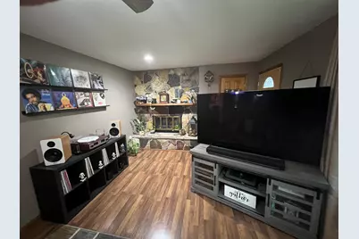 5324 S Wendell Drive, Rochelle, IL 61068 - Photo 6
