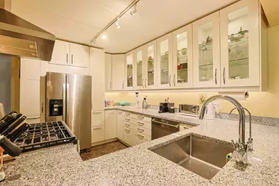 527 Cumnor Road #208, Westmont, IL 60559 - Photo 12