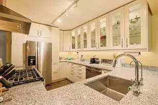 527 Cumnor Rd, Westmont, IL 60559 - Photo 12