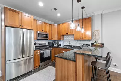 1720 W Belmont Avenue #2, Chicago, IL 60657 - Photo 12