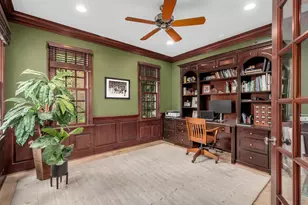 678 Oak St, Glen Ellyn, IL 60137 - Photo 4