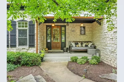 678 Oak Street, Glen Ellyn, IL 60137 - Photo 2