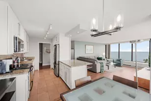 5455 N Sheridan Rd, Chicago, IL 60640 - Photo 10