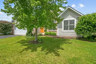 730 Trent Ln, Loves Park, IL 61111 - Photo 4
