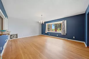 519 Kilgore Rd, Dixon, IL 61021 - Photo 6