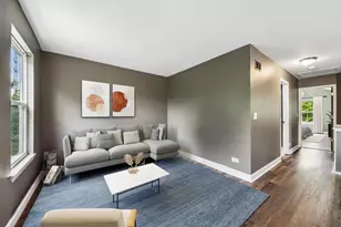 647 E Princeton Ct, Round Lake Beach, IL 60073 - Photo 16