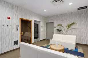 194 N Park Dr, Chicago, IL 60601 - Photo 68