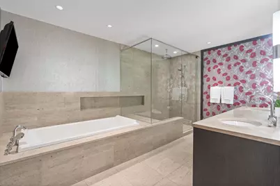 194 N Park Drive, Chicago, IL 60601 - Photo 26