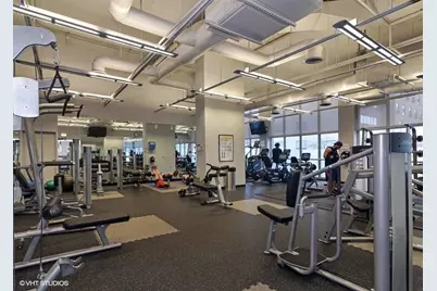 655 W Irving Park Road #4202, Chicago, IL 60613 - Photo 12