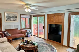 2460 Otter Creek Ln, Elgin, IL 60123 - Photo 16