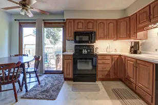 30560 Woodside Dr, Rock Falls, IL 61071 - Photo 10