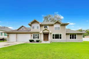 2311 N Arlington Heights Rd, Arlington Heights, IL 60004 - Photo 1