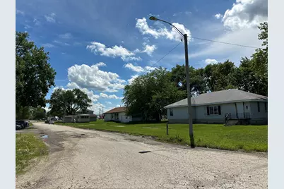 2405 E Court Street, Kankakee, IL 60901 - Photo 6