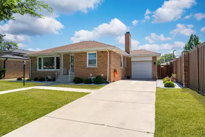 6819 N Keystone Avenue, Lincolnwood, IL 60712 - Photo 2